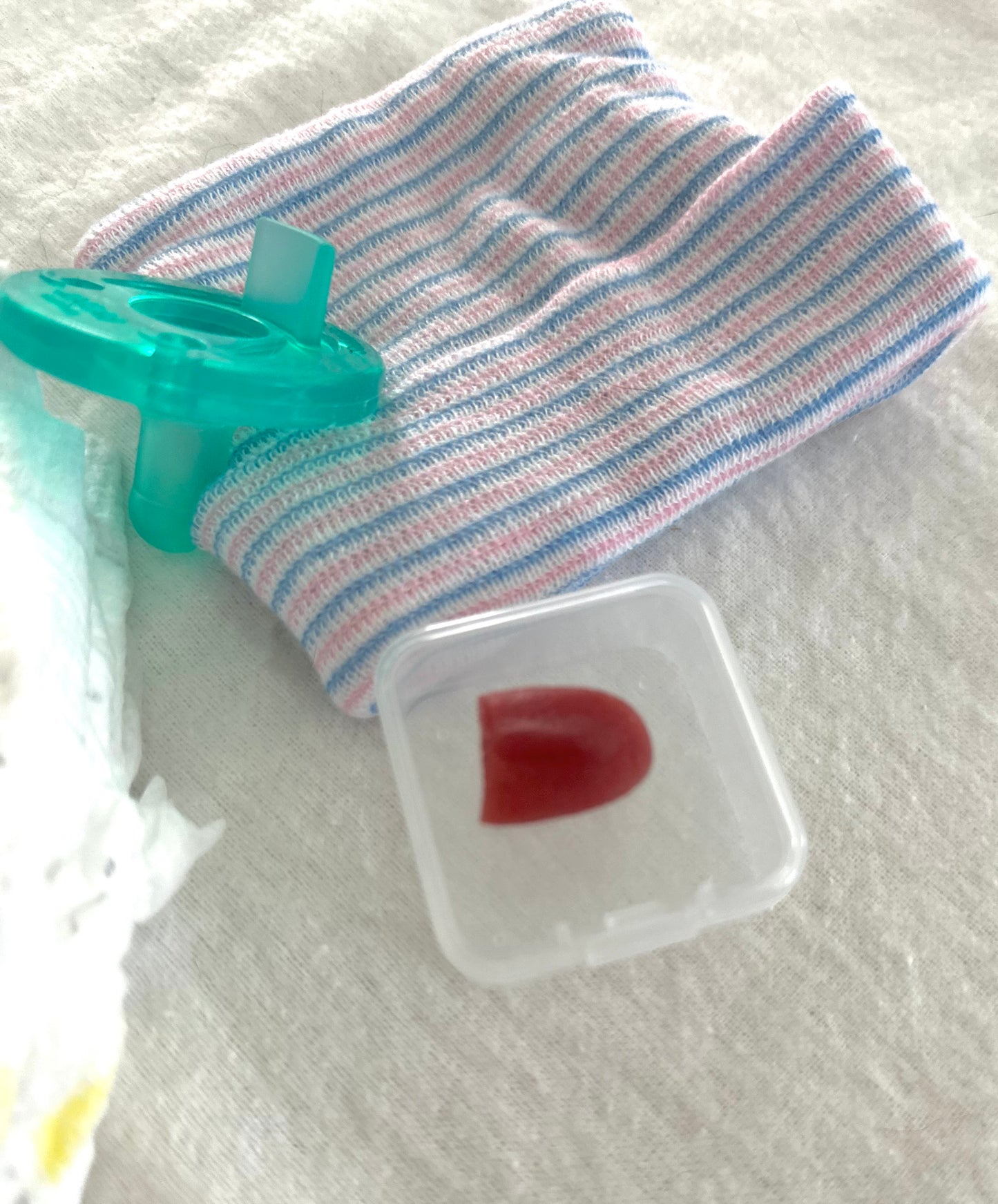Silicone tongue