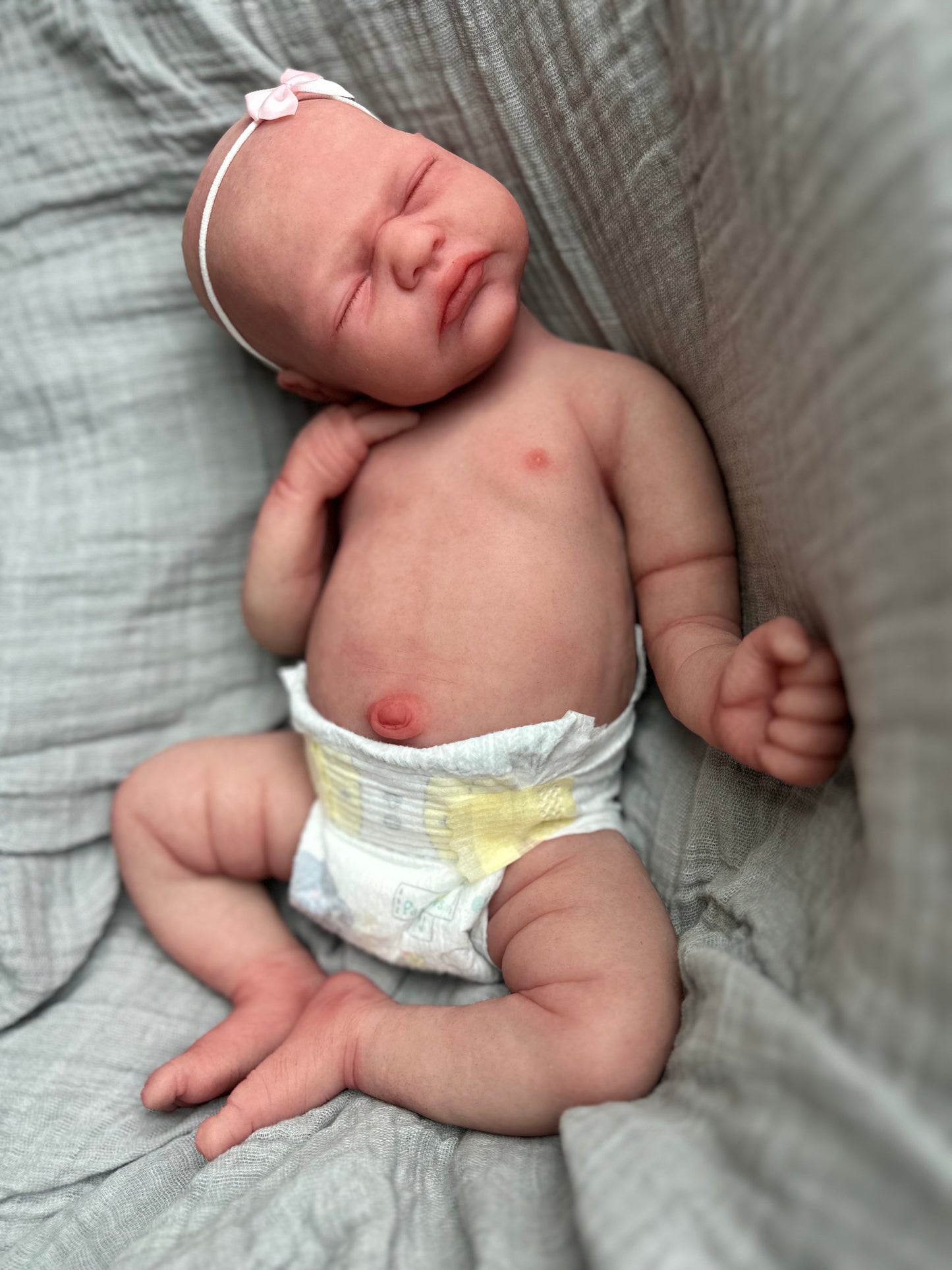 (Comfort Cub) Therapy Silicone Baby Olive